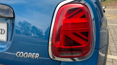 MINI Hatchback 1.5 Cooper Exclusive Premium Plus 5dr Auto Petrol Hatchback